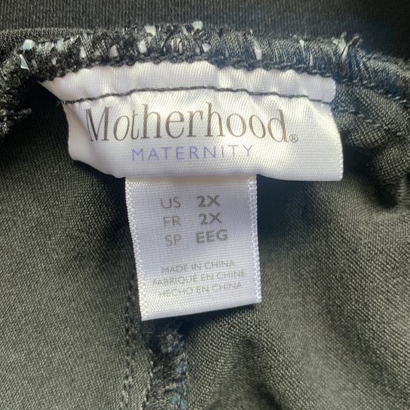 Lot of 2 pairs of women’s plus size 2X maternity pants black - Picture 3 of 7